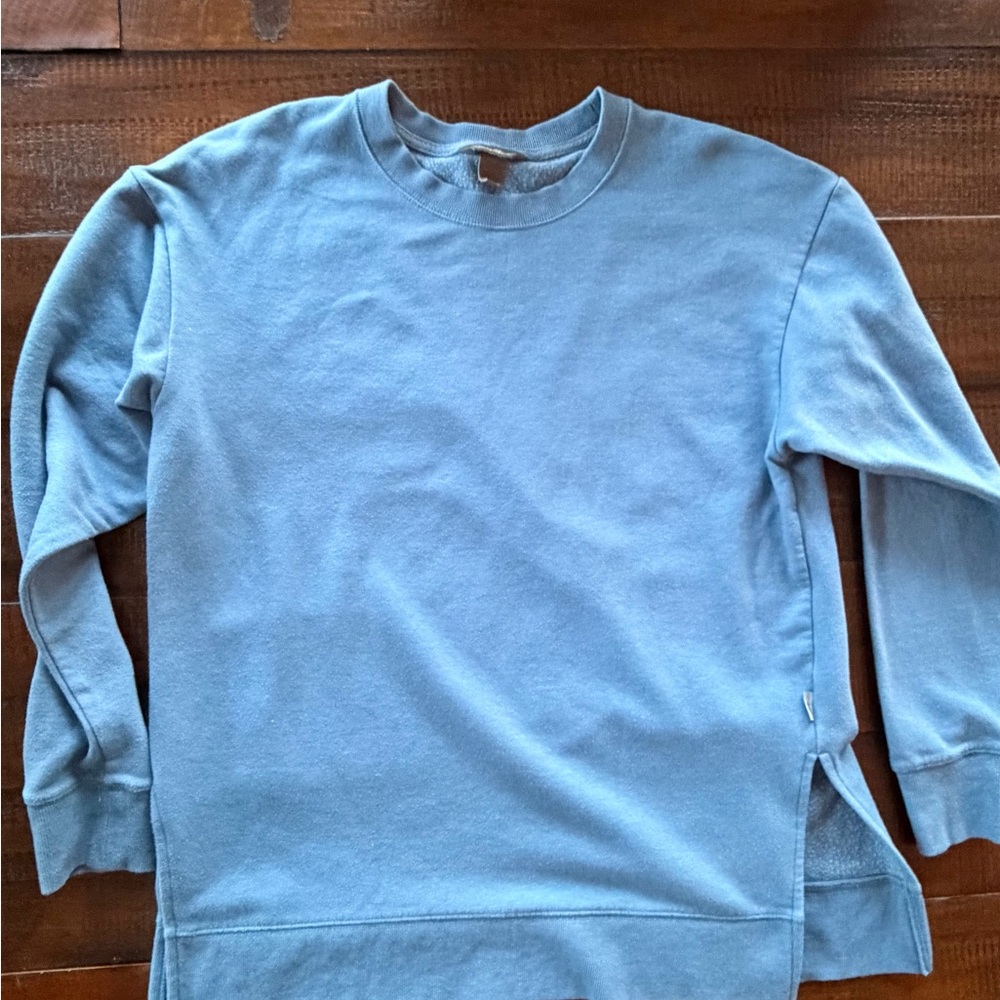 Women’s Eddie Bauer Blue Crewneck Sweatshirt